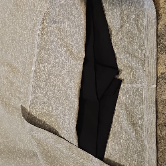 Duluth Trading Co NoGa Skort - Picture 4 of 6